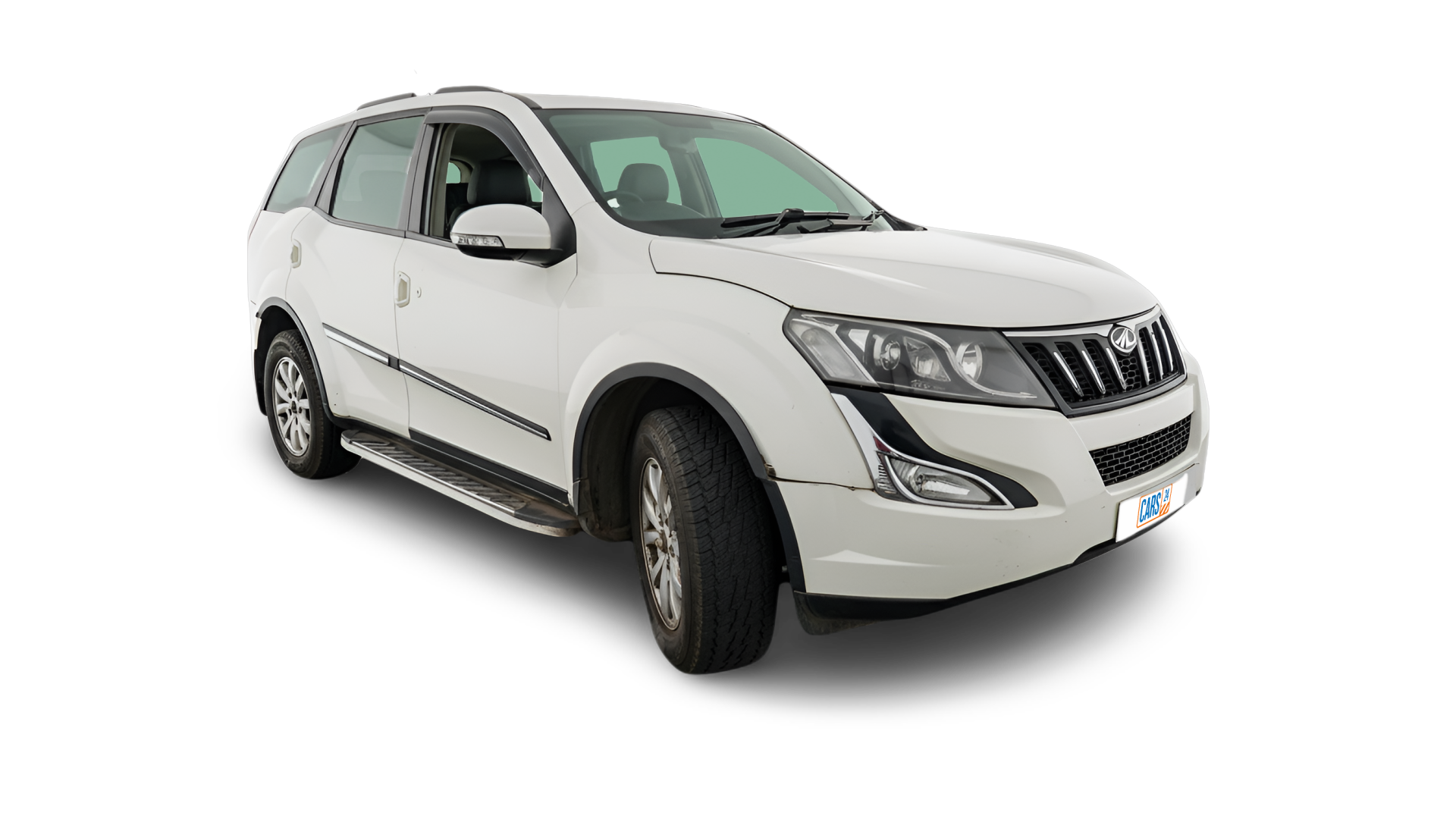 Mahindra XUV500-img